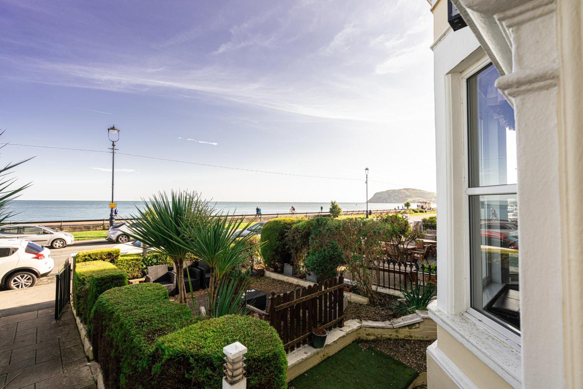 Can-Y-Bae Hotel Llandudno Exteriör bild