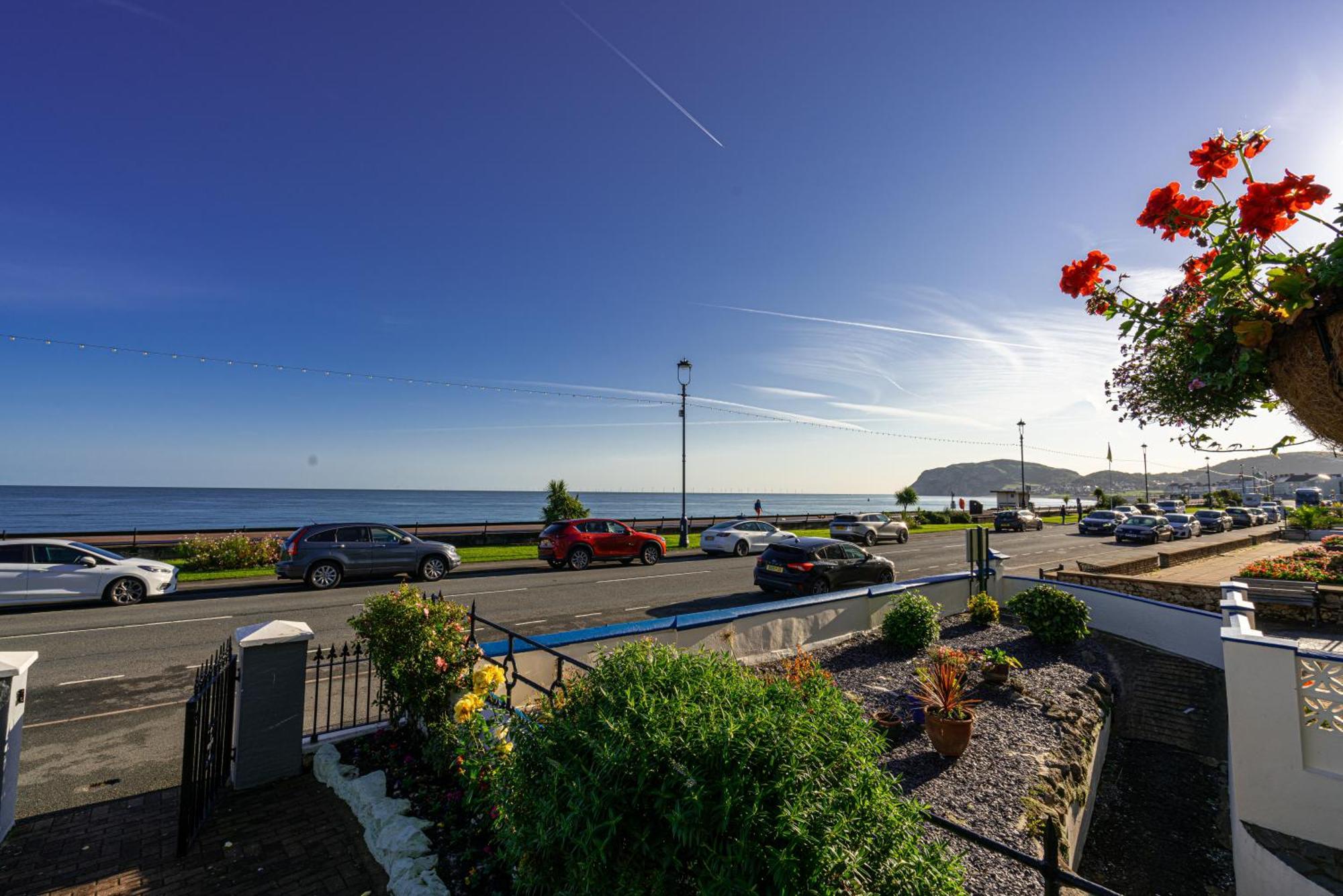 Can-Y-Bae Hotel Llandudno Exteriör bild